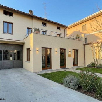 VILLANOVA MONFERRATO - CENTRO PAESE - CASA INDIPENDENTE AL GREZZO