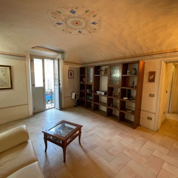 CASALE MONFERRATO - PIAZZA SANTO STEFANO - INTERO STABILE