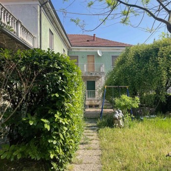 CASALE MONFERRATO - POZZO SANT'EVASIO - ALLOGGIO IN BIFAMILIARE