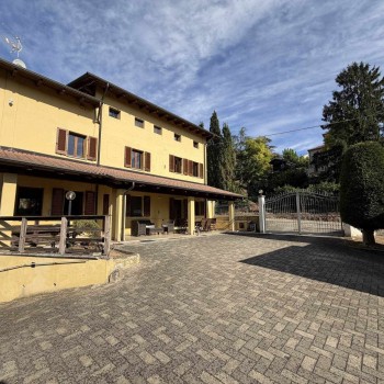 CASTELLETTO MONFERRATO - CASA INDIPENDENTE PANORAMICA CON TERRENO